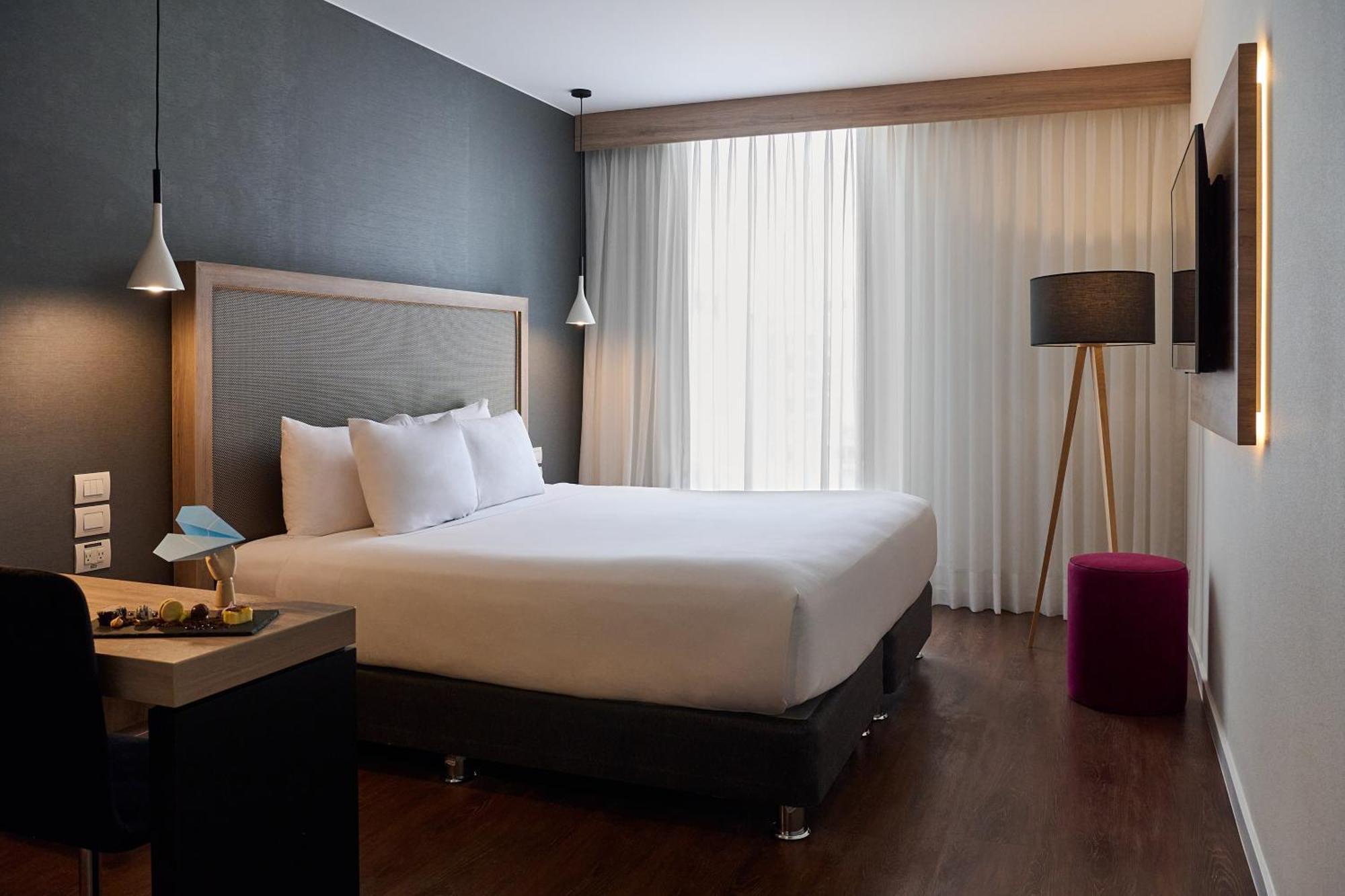 Innside By Melia Lima Miraflores Ngoại thất bức ảnh
